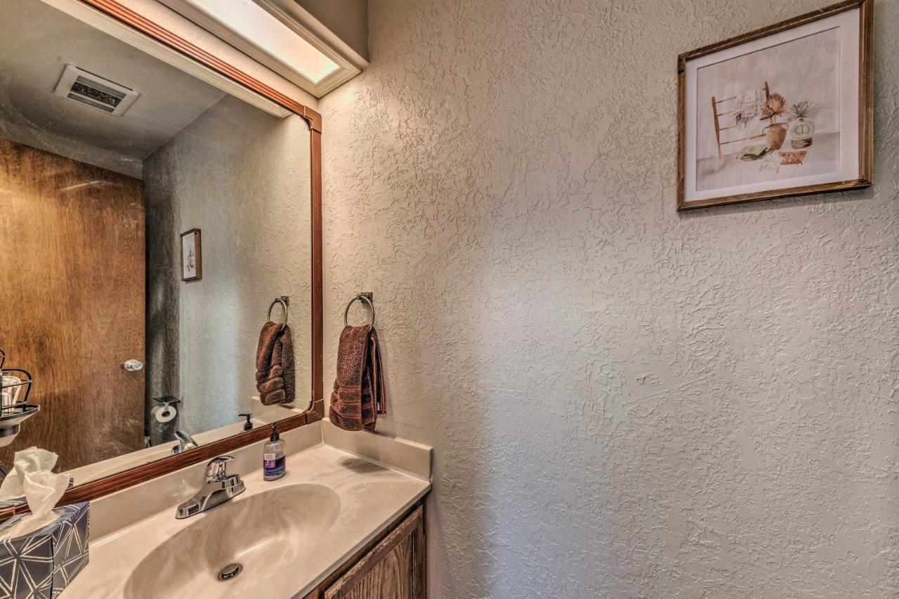 Forested Ruidoso Condo With Deck And Fireplace! Екстериор снимка
