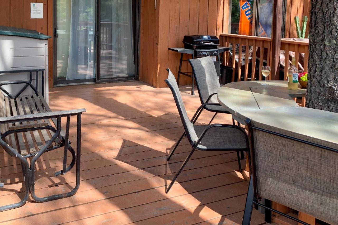 Forested Ruidoso Condo With Deck And Fireplace! Екстериор снимка