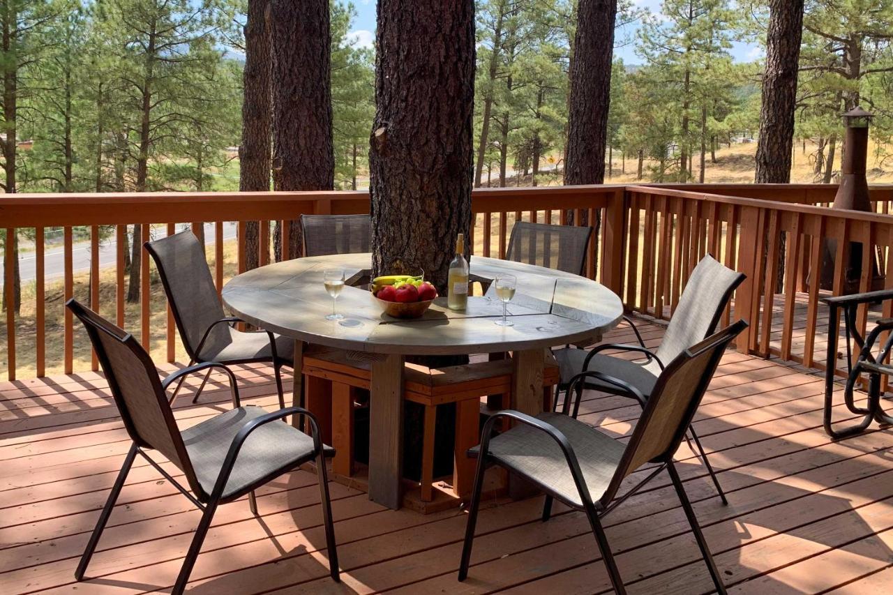 Forested Ruidoso Condo With Deck And Fireplace! Екстериор снимка